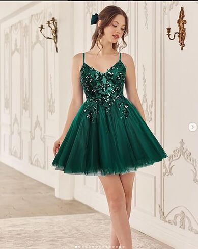 Sparkly Sequin Tulle Homecoming Dresses for Teens Spaghetti Straps Glitter DAMA Dress for Quinceanera Short Prom Gown in Kuwait