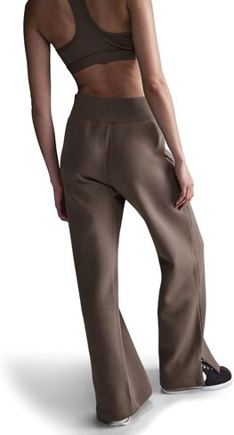 Nike Sportswear Phoenix Fleece Women's High-Waisted Wide-Leg Sweatpants (DQ5615-233, Mink Brown/Sail) in Saudi Arabia