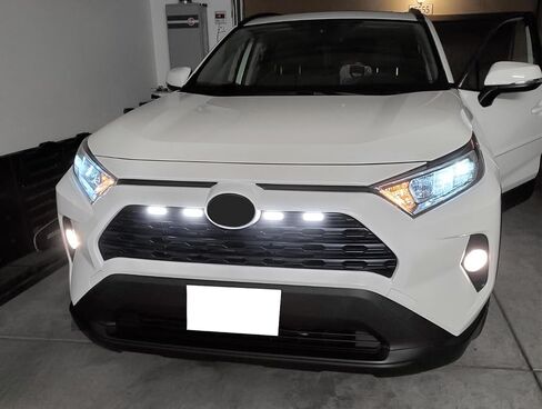 Ijdmtoy Lens Lens Grille Trd Style Xenon White LED Kit Texmentible مع Toyota 2019-Up Rav4 ، تشمل (4) غطاء دخان 12 SMD مصابيح مصبحة وأسلاك الأسلاك in Kuwait