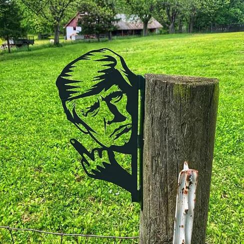 Peaking a Boo Flipping Off Bigfoot Animal Metal Sign Art Ornament, Animal Peeping Around Signs Corner Tree Garden Fence Farmhouse Outdoor Home Decoration (People) in Saudi Arabia