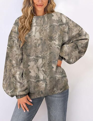 Camo Sweatshirt Women Oversized Graphic Maple Leaf Print Crewneck Sweatshirts Long Sleeve Fall Winter Camo Hoodies in Kuwait