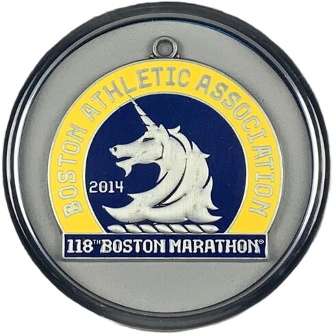 قاعدة عرض ميدالية للجري والميداليات الرياضية - صندوق ظلال ميدالية السباق لجائزة الماراثون - حامل ميدالية العداء وإطار عرض قاعدة أكواب المشروبات لتزيين طاولة القهوة in Kuwait