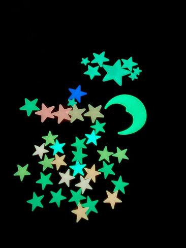Glow in the Dark Stars - يشمل دليل التثبيت والكوكبة ، فقط نجوم التوهج المدعومة من Illumaglow2.0 ، اختر من بين العادية أو الجديدة متعددة الألوان لدينا in Kuwait