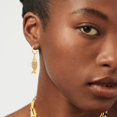 18k Gold Fish Hoop Earrings for Women Summer Beach Earrings Fashion Vacation Jewelry in Kuwait