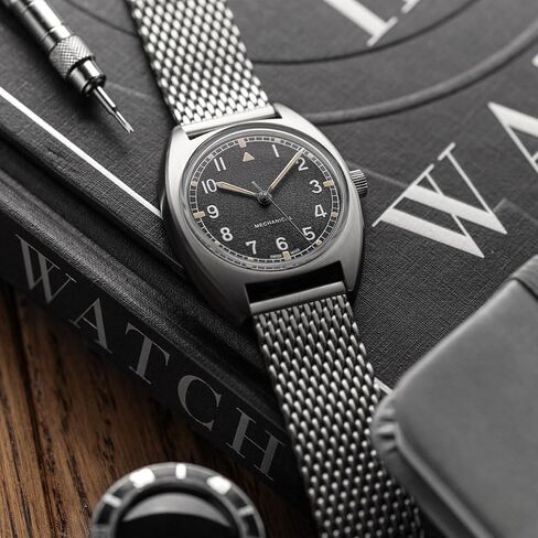 Classic Mesh Watch Strap, Polished or Satin Brushed Finish, 18-22mm. Men's Replacement Stainless Steel Band. Quick Release Spring Bars for Easy Changes in Saudi Arabia