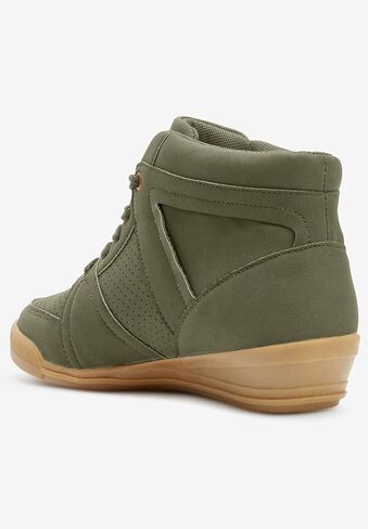 Comfortview Women's Wide Width The Honey Sneaker in Saudi Arabia