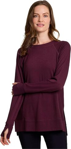 سويت شيرت يوغا نسائي من RBX Active Fashion، خفيف الوزن بأكمام طويلة مع فتحات إبهام وجانب مضلع in Saudi Arabia