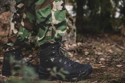 Alpina Tundra Men's Boots | أحذية كاحل جلدية مقاومة للماء | الجلود الممتازة | خفيف الوزن | غشاء التنفس | انزلاق مقاومة | صنع في أوروبا in Kuwait