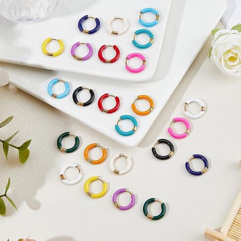 Dicosmetic 24pcs 12 Colortlitulling Monatull Hoop أقراط Golden Huggie Hoop أقراط 12 ملمًا صغيرًا أقراط أقراط الفولاذ المقاوم للصدأ مجموعة مجوهرات أزياء للنساء in Saudi Arabia