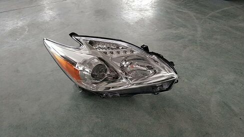 مجموعة المصابيح الأمامية متوافقة مع تويوتا بريوس 2012-2015، جانب السائق والراكب (TO2519134، TO2518134) in Kuwait