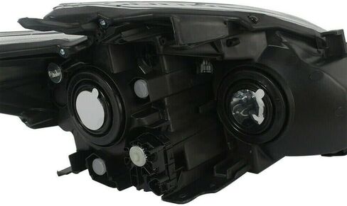 مجموعة المصابيح الأمامية متوافقة مع تويوتا بريوس 2012-2015، جانب السائق والراكب (TO2519134، TO2518134) in Kuwait