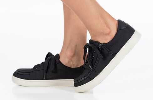 بيلي نساء سوداء حذاء رياضة قماشية منخفضة in Saudi Arabia