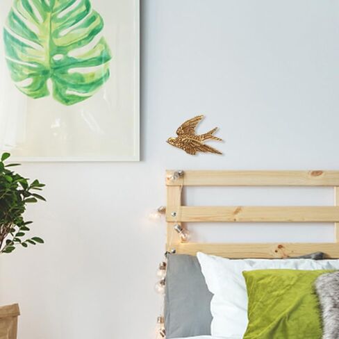 Cabilock 3pcs Golden Swallow Resin Wall Art ، Birds 3d Birds Wall Hanging Ornament لغرفة المعيشة ، غرفة نوم ، مطبخ in Kuwait