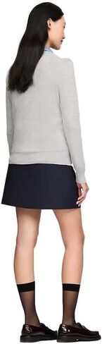 Tommy Hilfiger Women's Classic Fit Lightweight V-Neck Sweater in Saudi Arabia