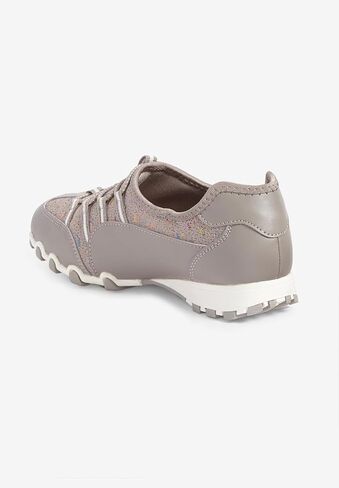 Comfortview Women's Wide Width The Tory Sneaker in Saudi Arabia