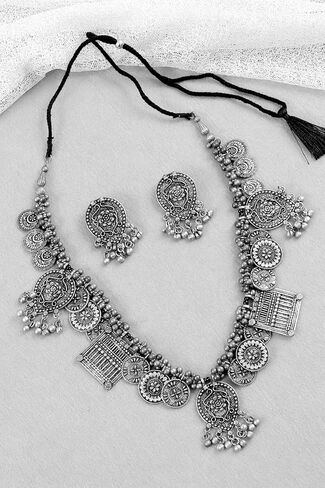 قلادة من الفضة المؤكسدة بتصميم افغاني عتيق للحفلات الهندية من سيدهاتفا in Kuwait