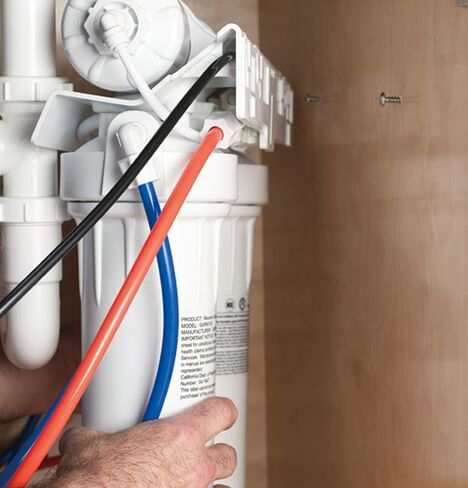 GE Reverse Osmosis System & Under Sink Water Filter | Faucet & Easy Install Kit Included | Premium Filtration Reduces Lead, Chlorine & More | Replace Filters Every 6 Months | GXRM10RBL in Saudi Arabia