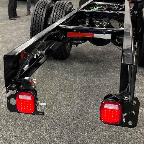Maxxima 3-Stud Box Style Multi-Function STT/BU/LICENT CONNECTOR in Saudi Arabia