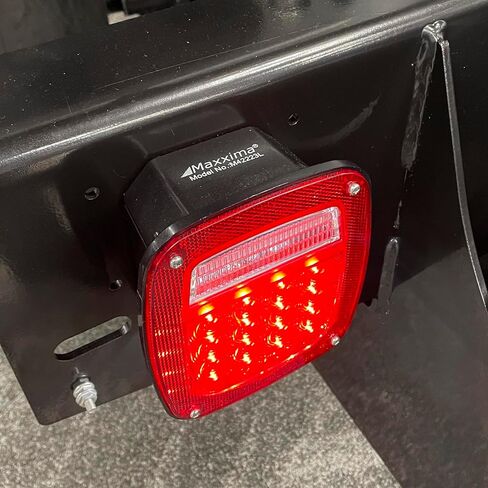 Maxxima 3-Stud Box Style Multi-Function STT/BU/LICENT CONNECTOR in Saudi Arabia