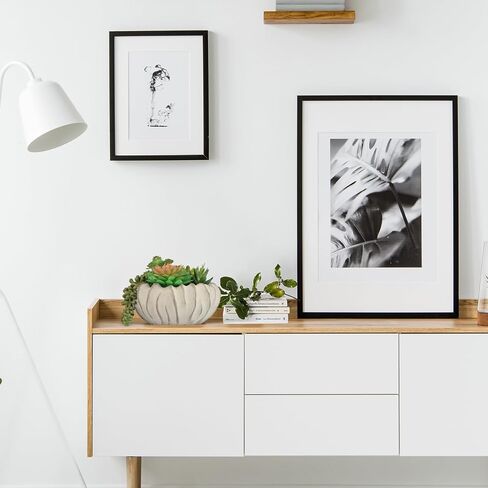 النباتات الاصطناعية النضرة في أواني الأسمنت - تزيين منزلك ومكتبك مع المزارعين النضرة المتنوعة in Kuwait