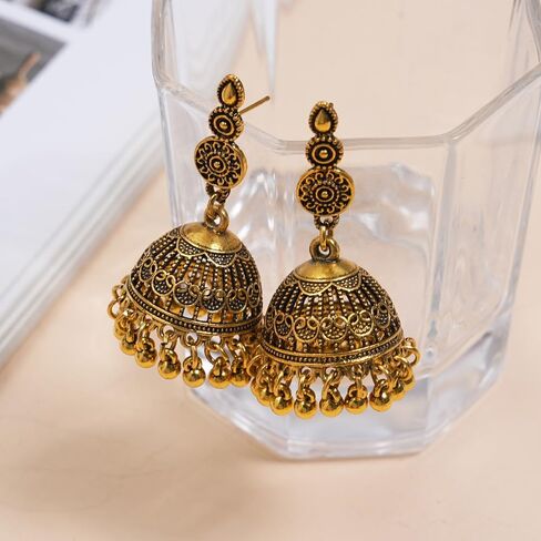 Indian Bollywood Traditional Jhumka Jewellery Set for Women Large Big Tassel Beaded Kundan Ethnic Wedding Wear Party Festival Choker Necklace Earrings Maang Tikka Traditional Fashion Antique Jewelry in Saudi Arabia