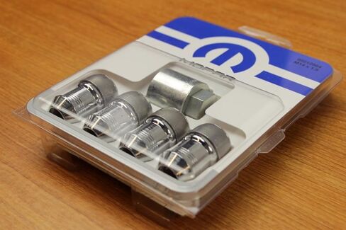 Jeep Grand Cherokee Dodge Durango Ram Pickup Lock Kit Mopar OEM in Saudi Arabia