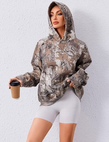نساء كامو هوديي ورقة القيقب طباعة كبيرة الحجم الصوف مقنعين قميص قميص عصري هوديي pullover مع جيب in Kuwait