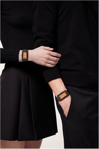 Versace Flair Collection Luxury Mens Watches مع حزام أسود وحالة تتميز بالطلب البرتقالي in Saudi Arabia