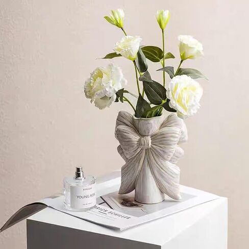 مزهرية صغيرة من السيراميك الأبيض الحديثة Wabi Sabi Seramic Flower Vase ، مزهريات فريدة من فريدة من نوعها للزهور مع مقبض ، مزهرية زخرفية على طراز بوهو المصنوعة يدويًا للديكور المنزلي in Kuwait