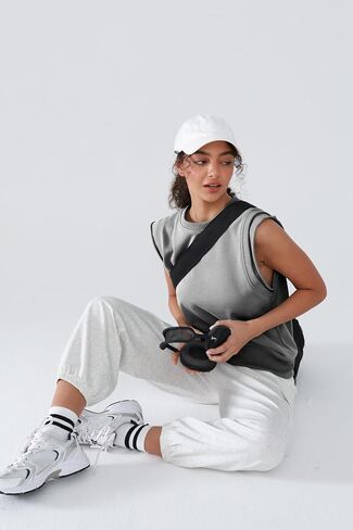 Workout Tank Tops Woman Crew Neck Athletic Tops Cotton Sweatshirt Loose Fit Muscle Tanks Runnning Gym Sports Shirt in Saudi Arabia
