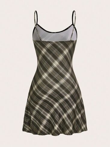 WDIRARA Women's Plaid Spaghetti Strap Cami Dress Sleeveless Flared Hem Mini Dress in Saudi Arabia