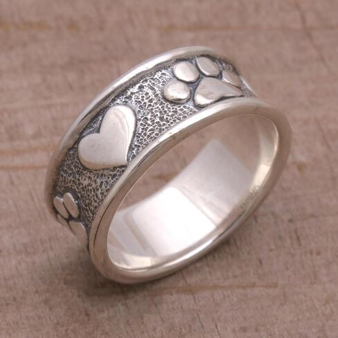 Novica الحرفي المصنوع يدويا. in Saudi Arabia