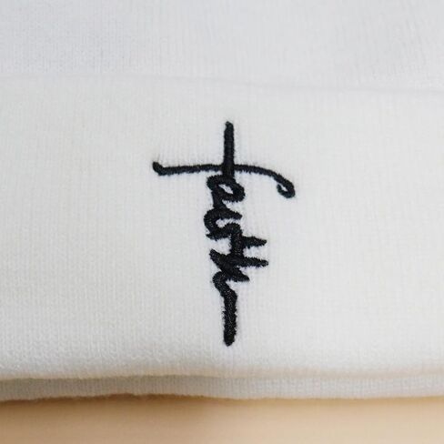 ساتان مبطنة قبعة قبعة قبعة للنساء الرجال المطرزة قبعة القبعة حرير بطانة بيني القبعات الشتوية للنساء قبعة قبعة صغيرة in Kuwait