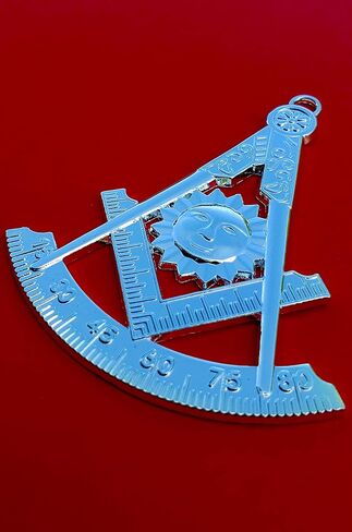 الماضي Master Mason Mason Twlar Jewel Square & Compass Silver Plated 3 " in Kuwait