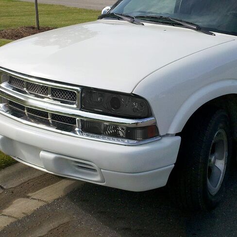 Spec-D Tuning Black Housing Clear Lens Bumper Lights Compatible with 1998-2004 Chevy S10 Blazer GMC Sonoma L+R Pair Assembly in Saudi Arabia
