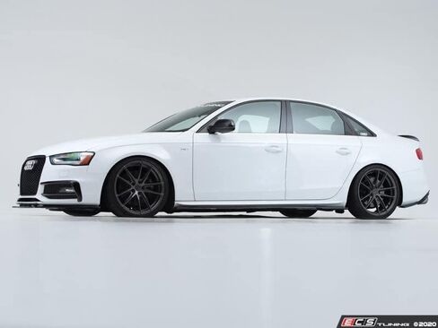 ECS Front Lip - نمط الخائن متوافق مع Audi B8.5 S4 / A4 S -Line Daceelift (Gloss Black) in Saudi Arabia