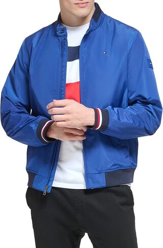 سترة Tommy Hilfiger للرجال خفيفة الوزن ومتماسكة ومضلعة in Saudi Arabia