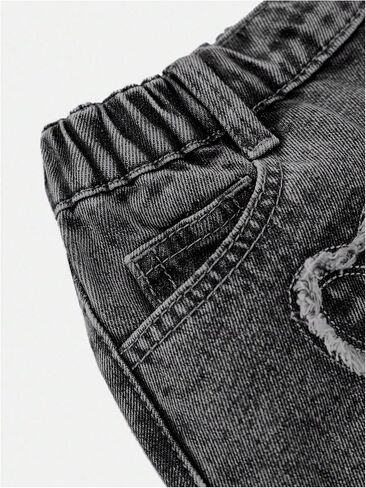 Wdirara Girl's Heart Patch High Highled Jean Shorts مرنة الخصر Y2K شورتات الدنيم غير الرسمية in Saudi Arabia