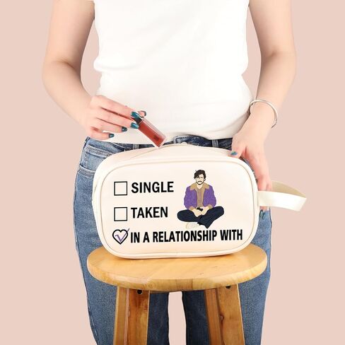 G2TUP Pedro P حقيبة مكياج مستوحاة من المواعدة Pedro P حقيبة مستحضرات التجميل Daddy's G-irl Pedro P Fan Merch (حقيبة بيضاء للمواعدة Pedro P) in Saudi Arabia
