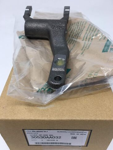 Subaru Genuine OEM 2002-2005 WRX Clutch Fork 30530AA032 FORESTER Turbo BAJA TURBO in Saudi Arabia