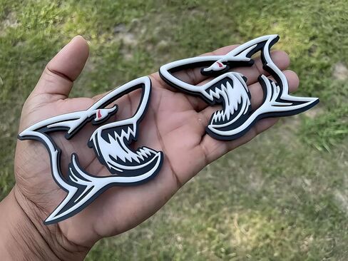 2pc شارات شارك شارك الغاضبة العين الحمراء 3D Fender Sticker استبدال اللوحات للسيارة العالمية جسم الدراجات النارية SUV Dortor (Black Red) in Saudi Arabia