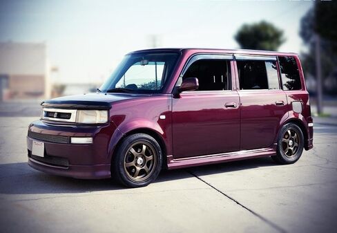Wellvisors Windows ، انحرافات الرياح المتوافقة مع Scion 2004-2007 XB مع حرس المطر الأسود 3-847SC003 in Saudi Arabia