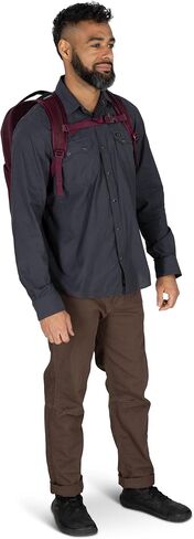حقيبة الظهر المحمولة Osprey Ozone مع Backpanel Airscape ™ - حقيبة سفر خفيفة الوزن مع كم كمبيوتر محمول - حقيبة سفر متوافقة مع الرجال والنساء ، الأسود in Saudi Arabia