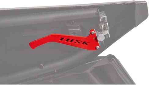 مقابض مزلاج باب Tusk Red متوافق مع Can-Am Maverick X3 X RS Turbo RR Smart-Shox 72 Inch 2021-2024/x3 DS Turbo 64 Inch 2021-2025 in Kuwait