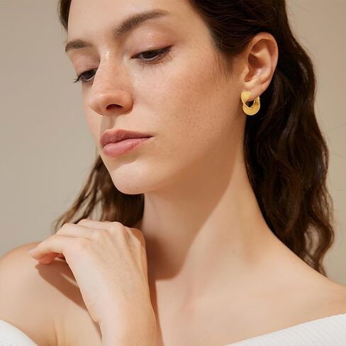 YUJIE Gold Chunky Twist Hoop Earrings Thick 18k Gold Plated Earrings for Women Trendy Jewelry in Kuwait