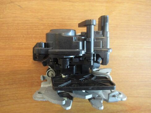 Mopar 2019-2020 Ram 2500 3500 Rear Left Or Right Tailgate Latch New OEM in Saudi Arabia