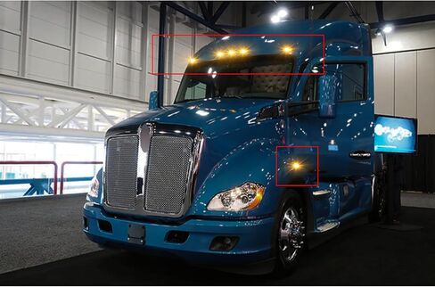 x xotic tech Cab Roof Top Clearance Marker LED Fender Side Marker Signal Light Lamps Assemblies, Compatible with Kenworth T680 2015-2017, T880 2015 (Amber Smoked Lens) in Saudi Arabia