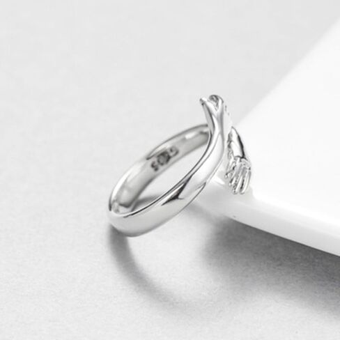 Simple Hug Ring for Women Gold Silver Copper Polishing Open Adjustable Hugging Hands Rings for Friend Lover Gift in Saudi Arabia