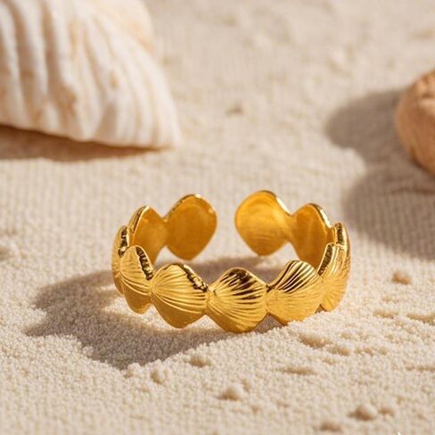 HUASAI Gold Seashell Starfish Shell Ring Dainty Beachy Statement Rings for Women Non Tarnish Summer Jewelry for Women Beach Accessories Vacation Party Summer Stuff in Saudi Arabia