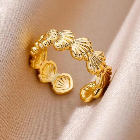 Huasai Gold Seashell Starfish Shell Ring Ring Dainty Beachy Rings للنساء المجوهرات الصيفية غير المشوهة للنساء شاطئية الإكسسوارات الحفلات الصيفية in Kuwait